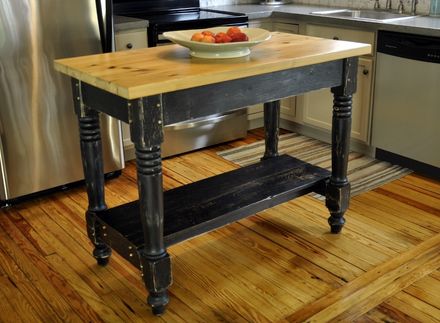 Farmhouse Kitchen Island Woodworking Plans