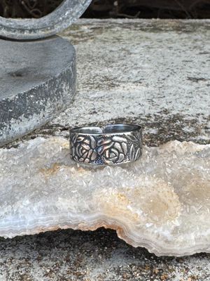 Floral Spoon Ring – Size 9 Stainless Steel (Vintage Band)