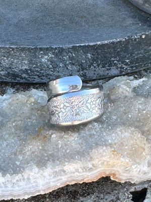 Vintage Spring Ballad Spoon Ring – Size 7 Stainless Steel Floral Wrap Ring