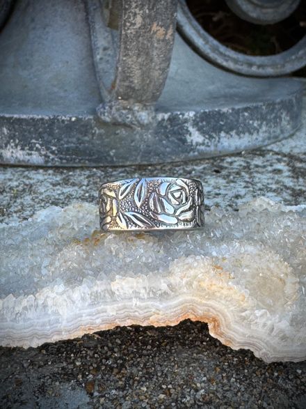 Romantic Floral Spoon Ring – Size 5.5 Stainless Steel (1970s Caress Pattern)