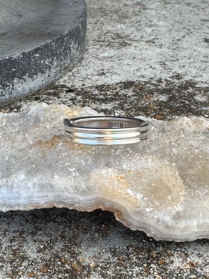 Victorian Rose Spoon Ring – Size 10 Silver-Plated Band (1950s)