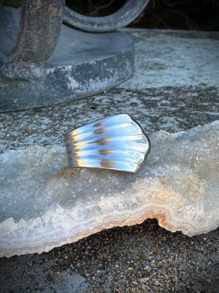 Seashell Spoon Ring – Size 6 Stainless Steel (Band Style)