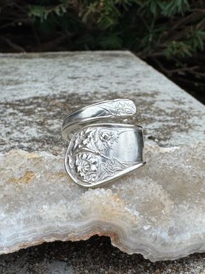 Wildwood Spoon Ring – Size 8 Silverplate (Oneida Reliance Plate, 1908)