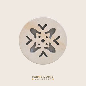 Griglia presa d’aria in Pietra Leccese Artigianale - Modello Fiore Antico - CODICE PDATPL006