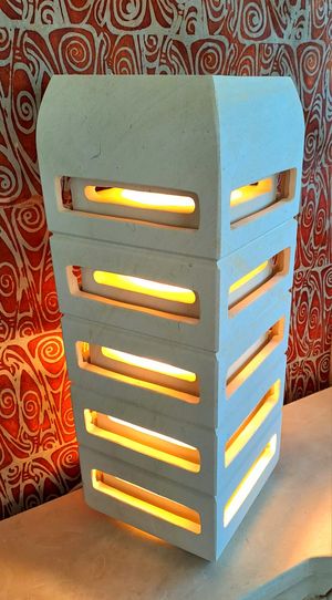 Lampada Zenit in Pietra Leccese