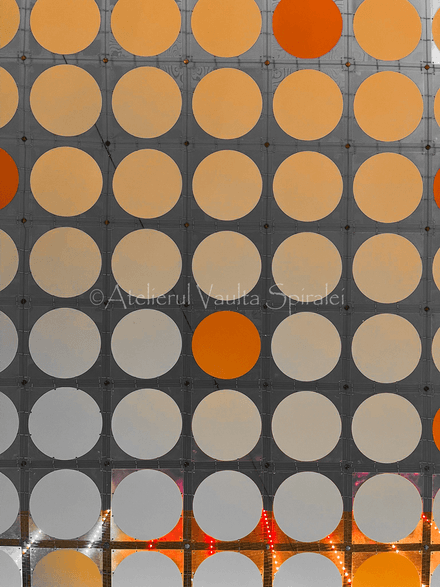 Modular Circles — Amber -  Pattern