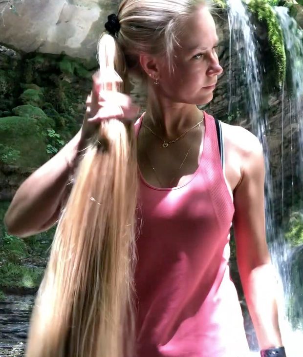 VIDEO - Beautiful summer, beautiful hair