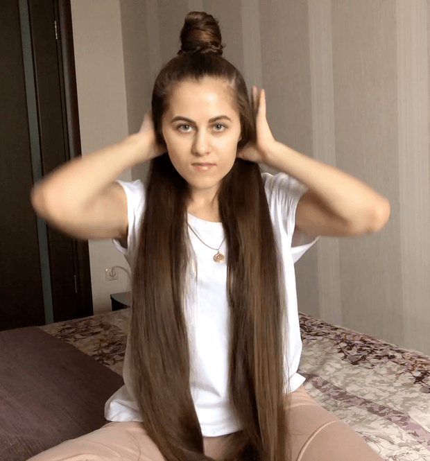 VIDEO - Kristina&#x27;s soft hair