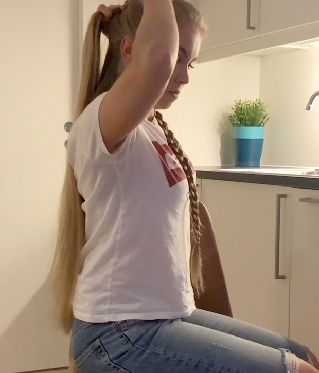 VIDEO - Selma&#x27;s double dutch braids