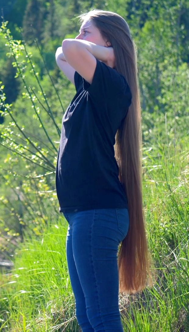 VIDEO - Rapunzel in paradise