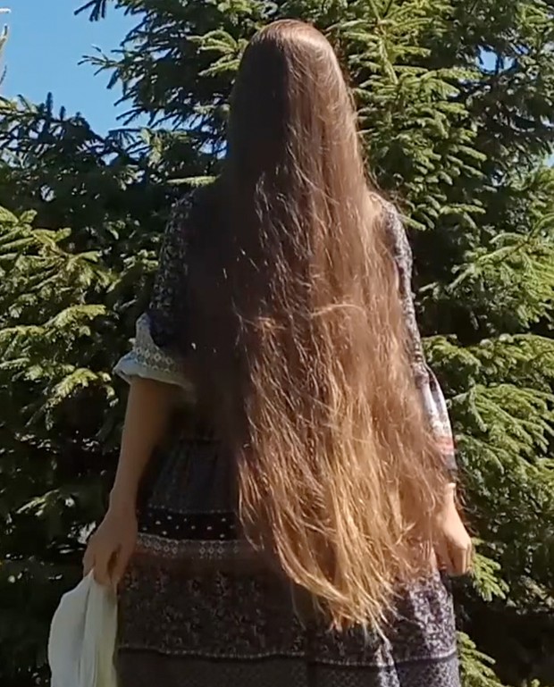 VIDEO - Vera in the sun (part 1)