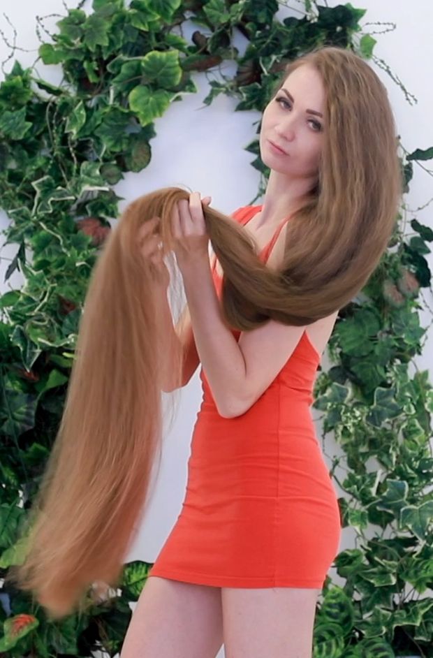VIDEO - Lower calf length hair