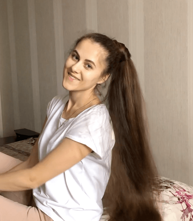 VIDEO - Kristina&#x27;s soft hair