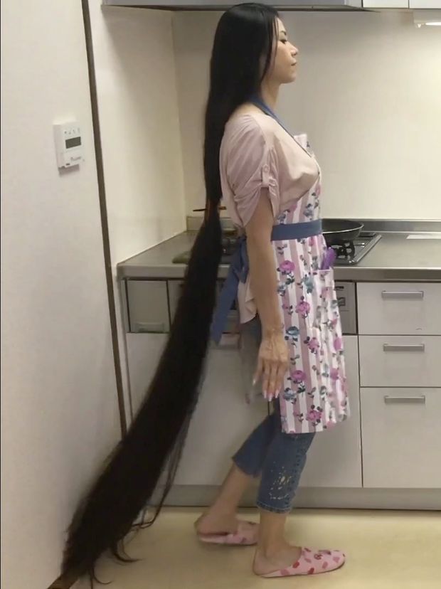 VIDEO - Rapunzel kitchen