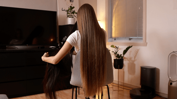 VIDEO - The longest ponytails Celina has ever made