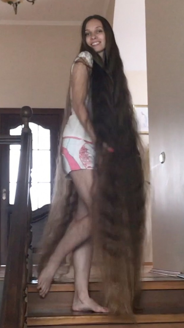 VIDEO - Hair stair