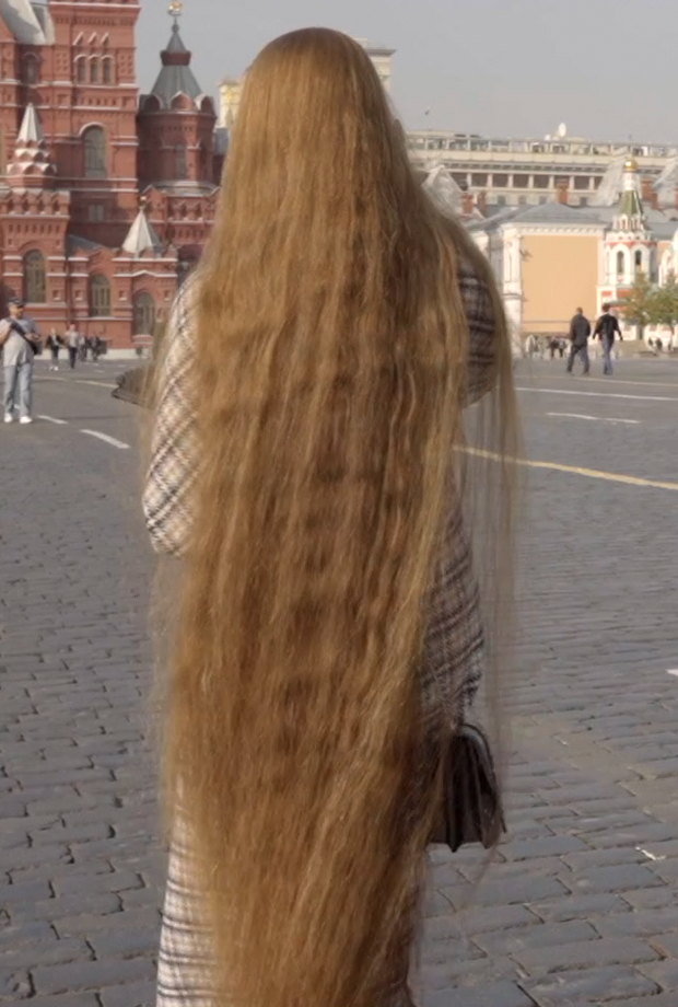 VIDEO - Rapunzel in the city