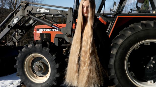 VIDEO - The Tractor