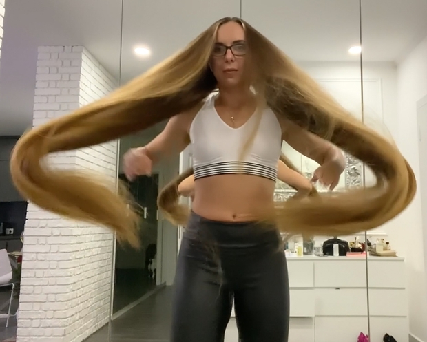 VIDEO - Mirrors and mirrors
