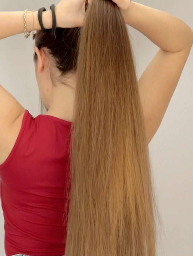 VIDEO - Massive ponytail and thick pigtails