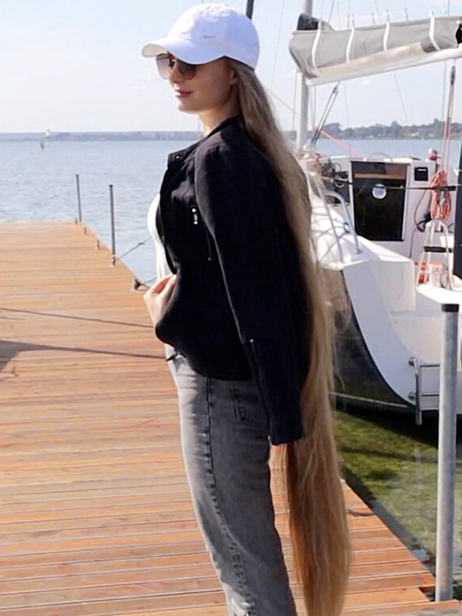 Video Rapunzel And The Boats Video Rapunzel And The Boats