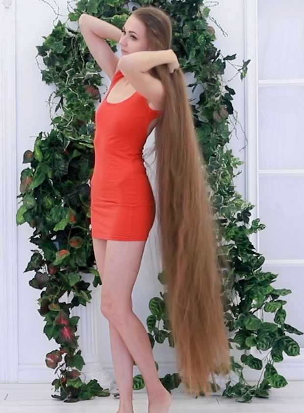 VIDEO - Lower calf length hair