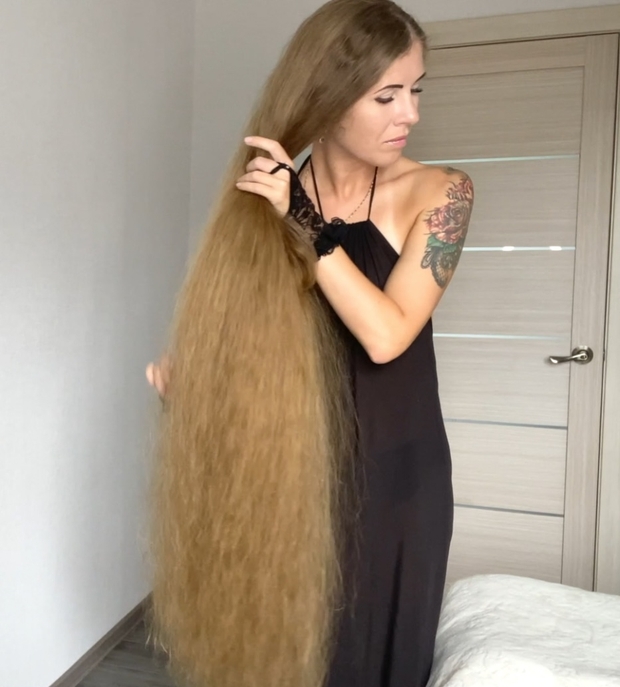 VIDEO - The softest hair in town
