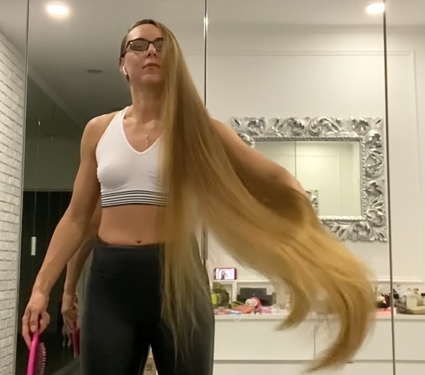 VIDEO - Mirrors and mirrors