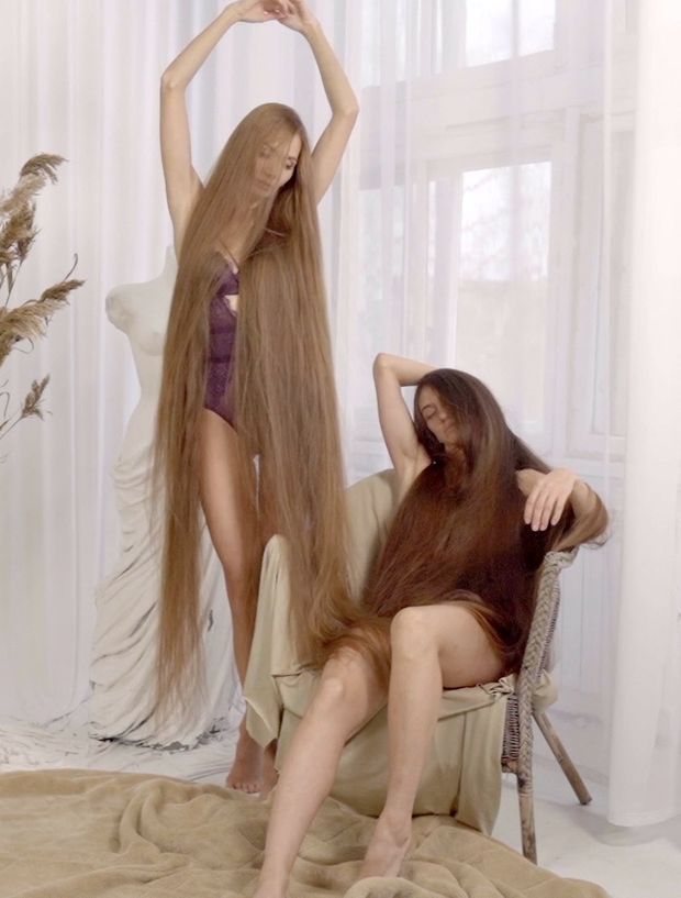 VIDEO - Seeing double