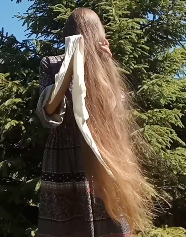 VIDEO - Vera in the sun (part 1)