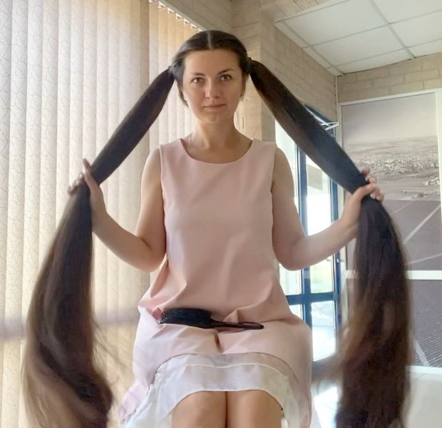 VIDEO - The thicker, the better!