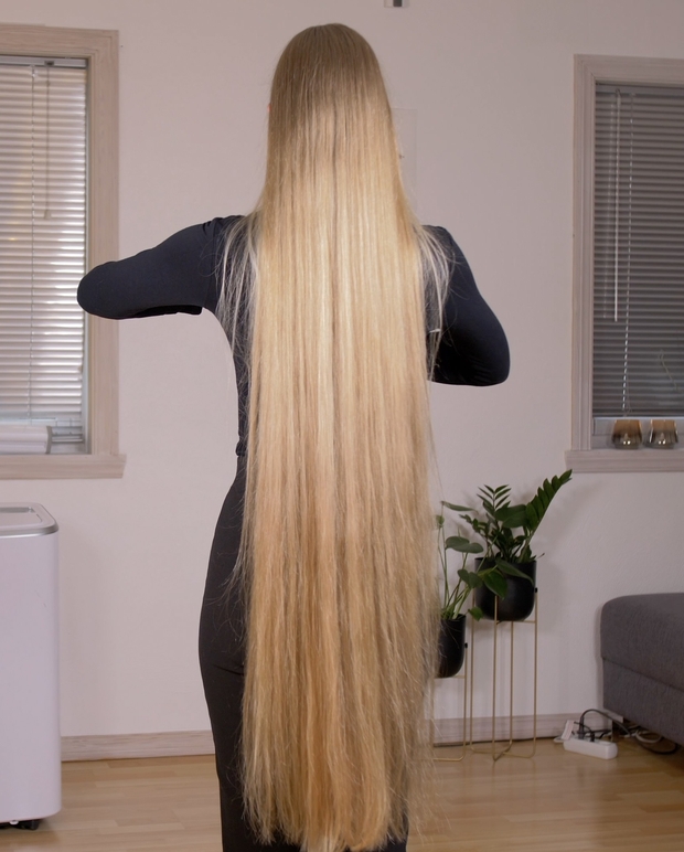 VIDEO - The big braid and ponytail