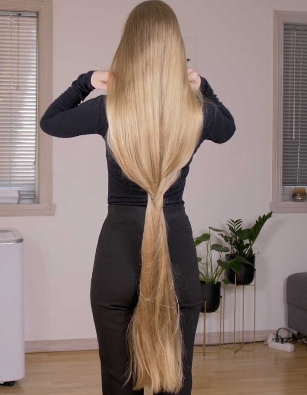 VIDEO - The big braid and ponytail