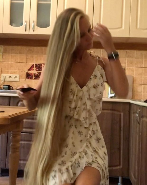 VIDEO - Julia in the kitchen