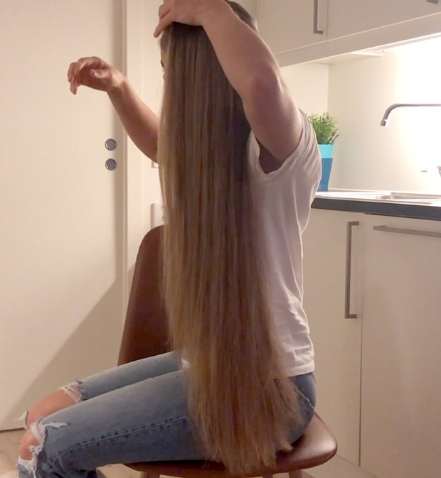 VIDEO - Selma&#x27;s double dutch braids