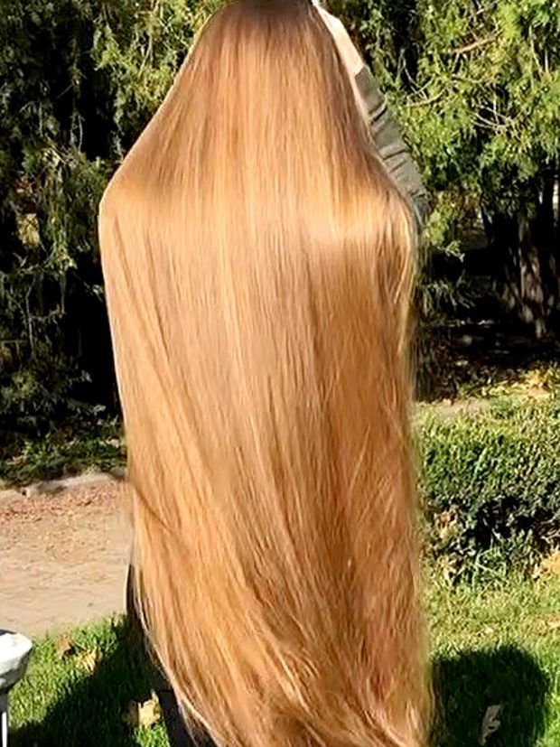 VIDEO - A Rapunzel&#x27;s sunny autumn