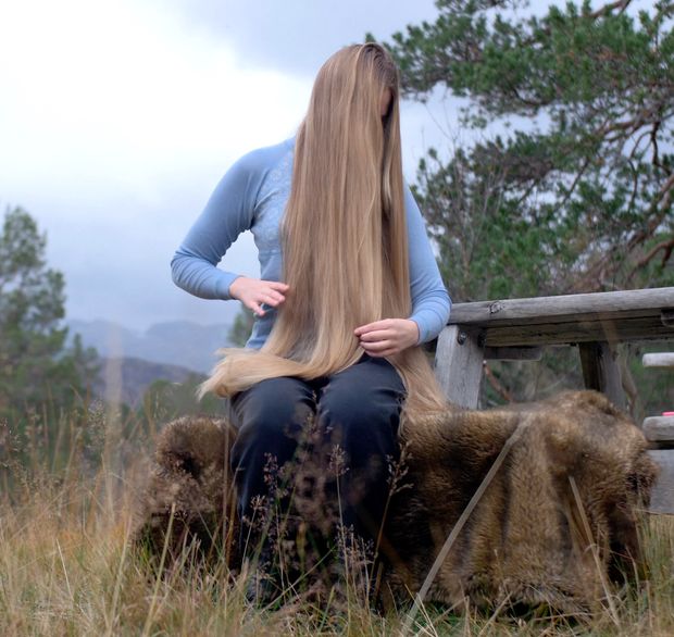 VIDEO - The mountain bench