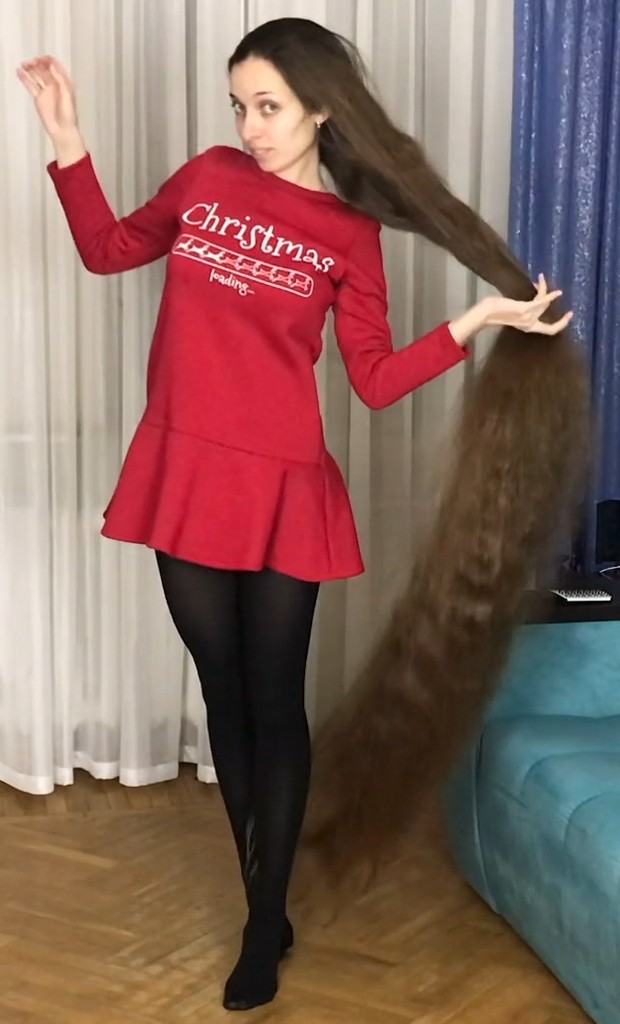 VIDEO - Alena&#x27;s hair oiling