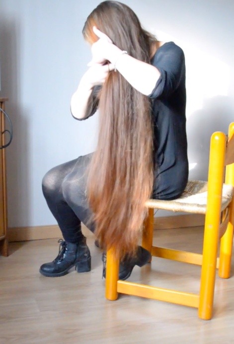 VIDEO - Thigh length hair brushing in chair