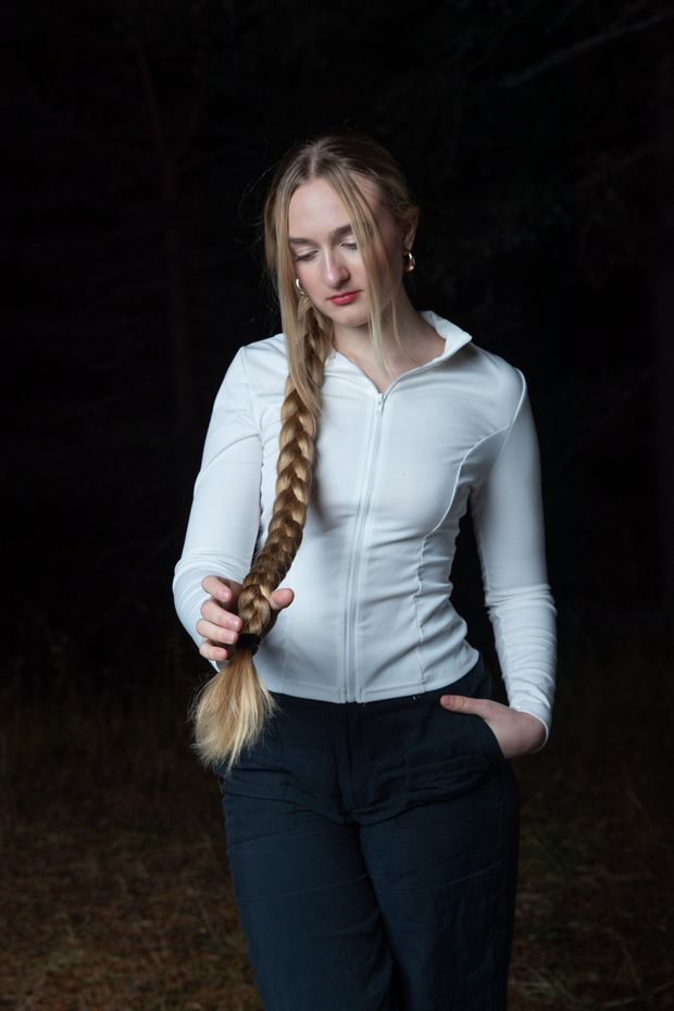 PHOTO SET - The extremely perfect braid (part 2) photoshoot