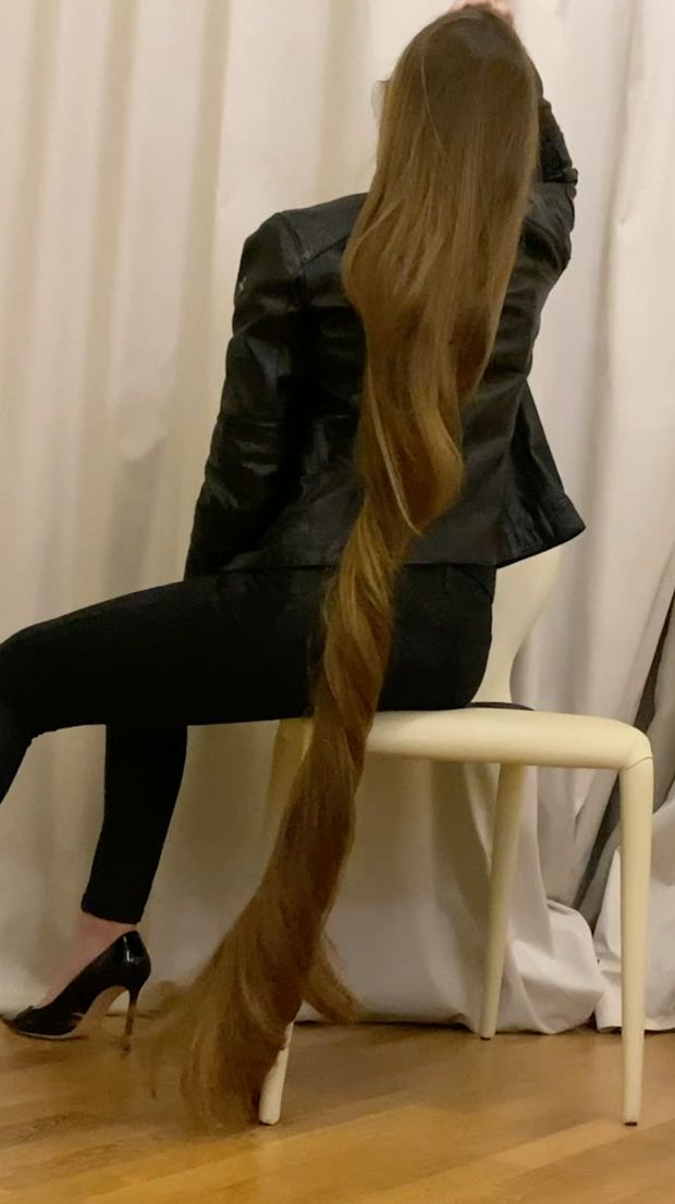 VIDEO - The hair lady