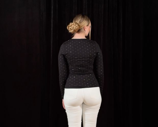 VIDEO - Braids and buns display