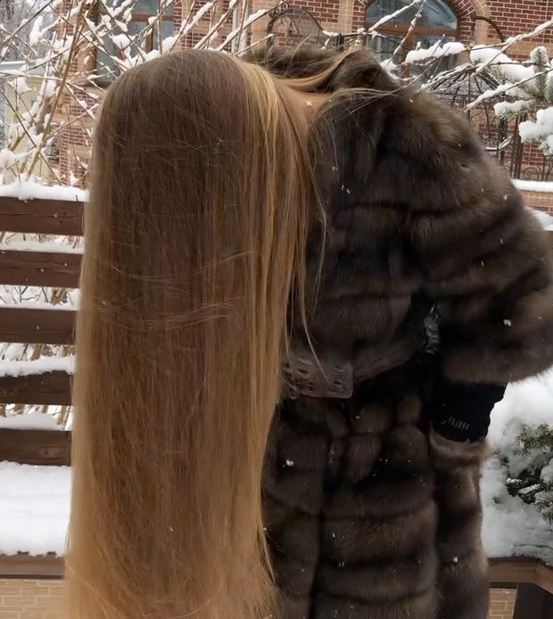 VIDEO - Rapunzel in the snow