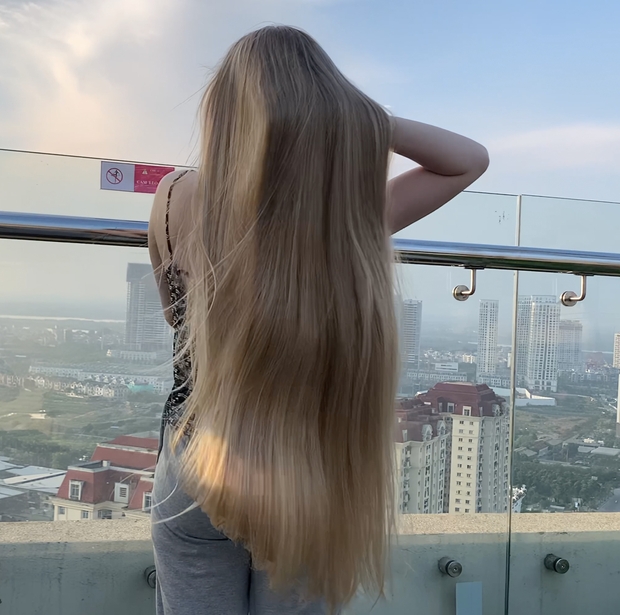 VIDEO - Super beautiful Irina&#x27;s walk
