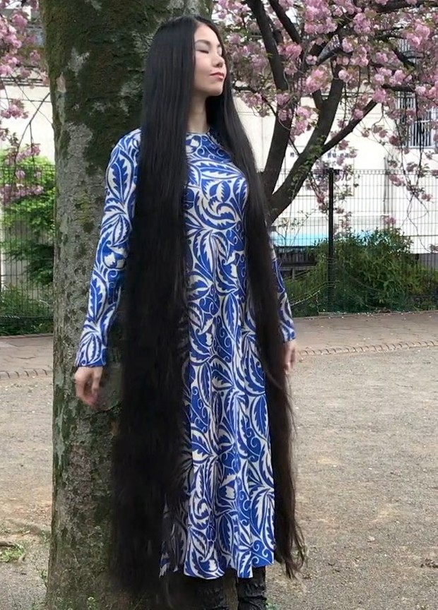 VIDEO - Rin by the tree 2