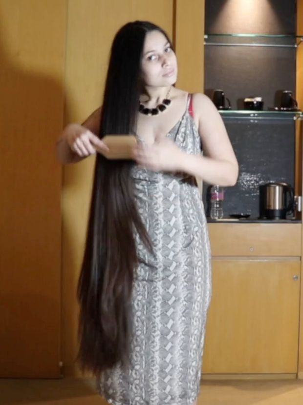 VIDEO - Neha