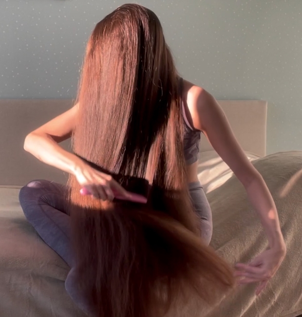 VIDEO - Kristina&#x27;s hair display show