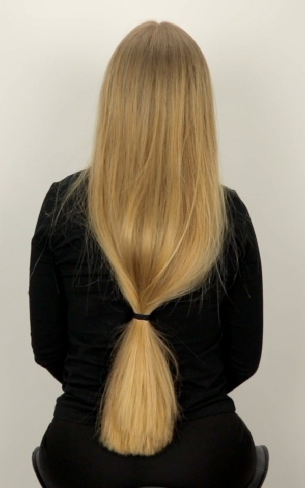 VIDEO - Pigtails, ponytails and folded hair