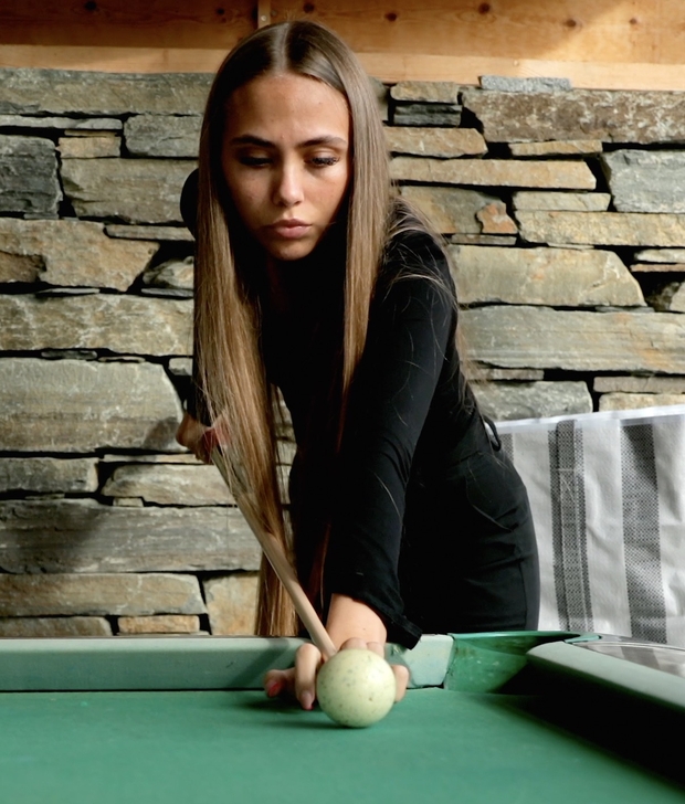 VIDEO - The RealRapunzels team playing pool