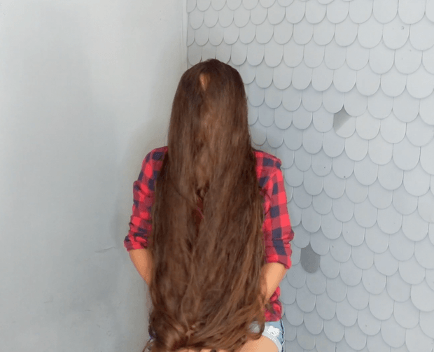 VIDEO - Massive hair deluxe